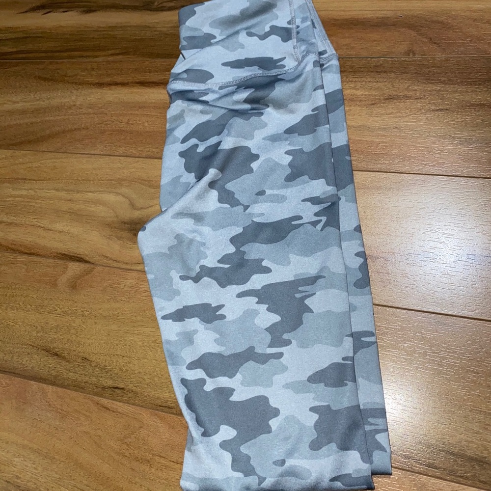 Workout pants - Picture 3 of 3